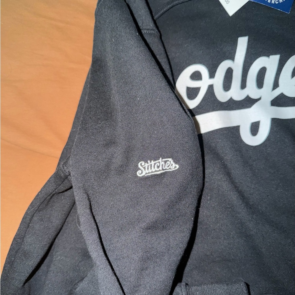 Los Angeles Dodgers Hoodie Men’s Large Hoodie *NEVER WORN* read description‼️ - Picture 2 of 3
